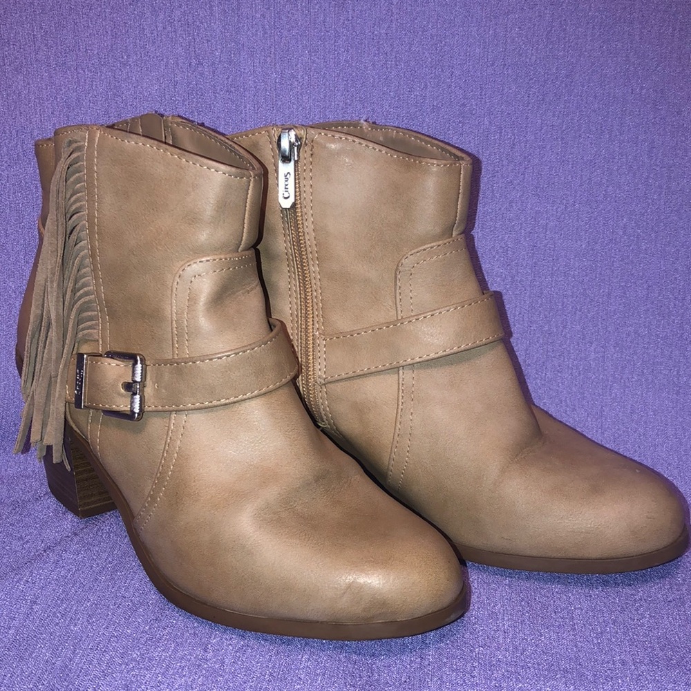 Used Women’s Sam Edelman Circus Leah Boot Size 8.5 Tan